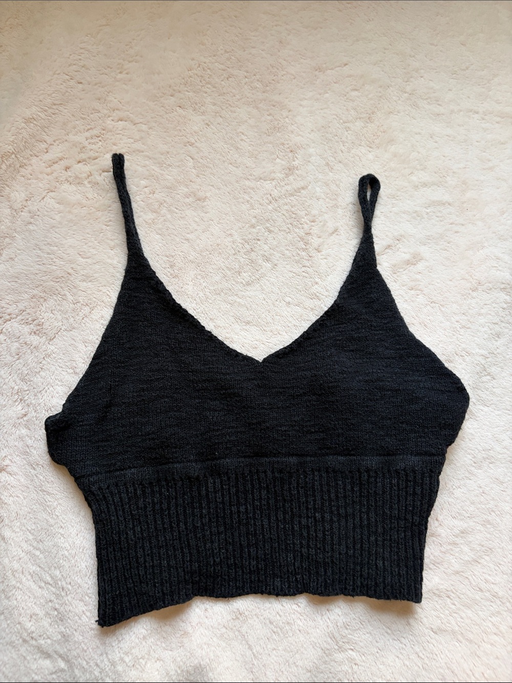 debut Black Knit V-Neck Cropped Tank